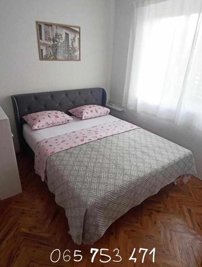 Apartman "Citrus" トレビニエ エクステリア 写真